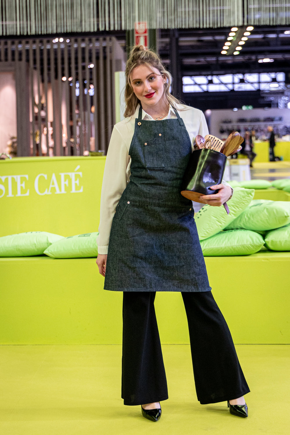 Dutchdeluxes Indigo jeans - Barbecue or kitchen apron - 5 pockets - Blue denim