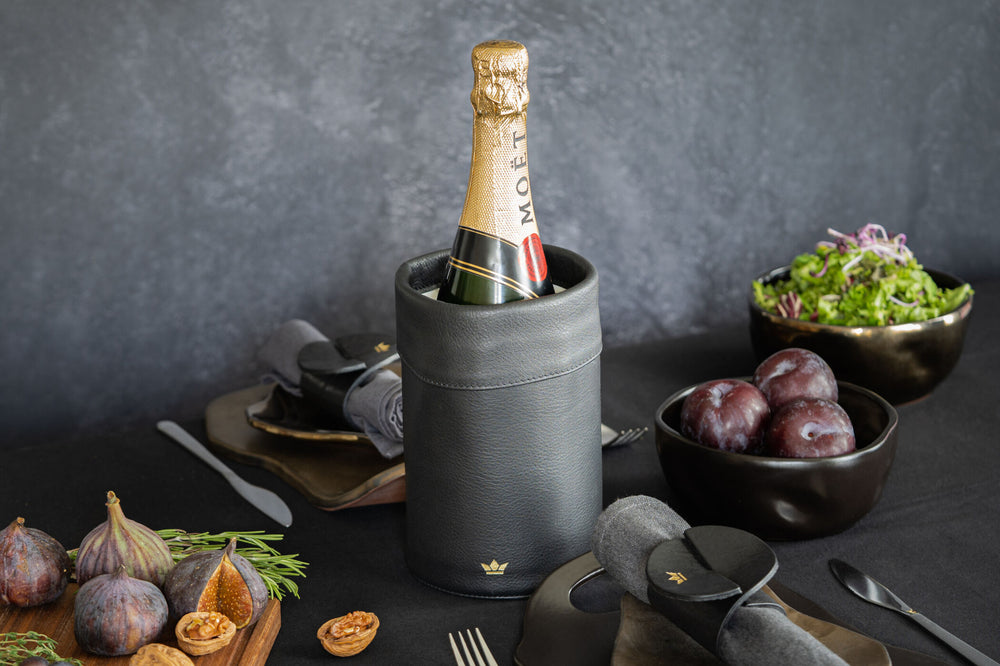 Dutchdeluxes - Luxury - Leather - Wine cooler - Perfect temperature - Cool drinks - Black