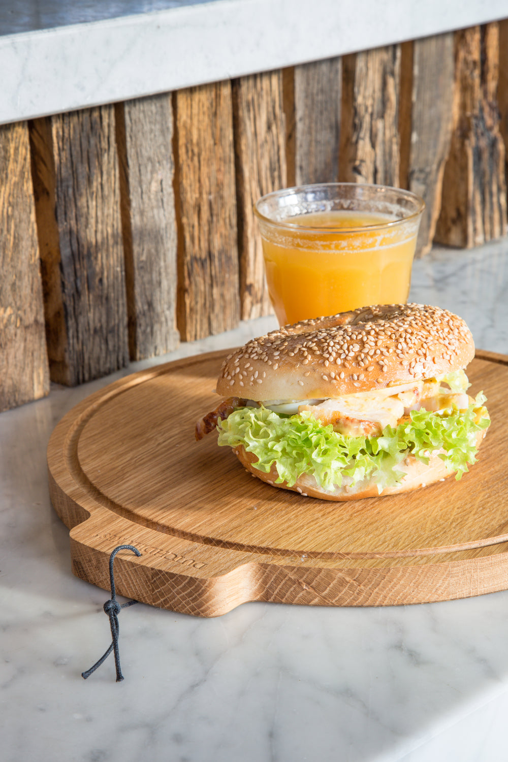 Dutchdeluxes - Handmade - Breakfast Board - Serving Board - Cutting Board - Beech - Round - Light Brown - Moon