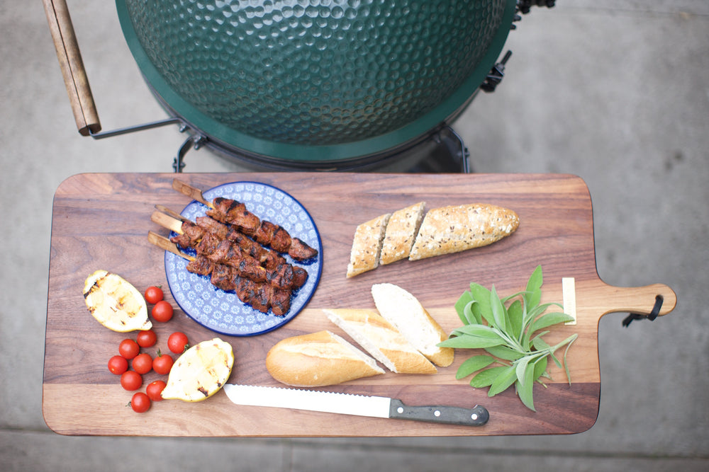 Dutchdeluxes - Walnut - Handmade - Serving board - Breakfast board - XL - Rectangular - Brown