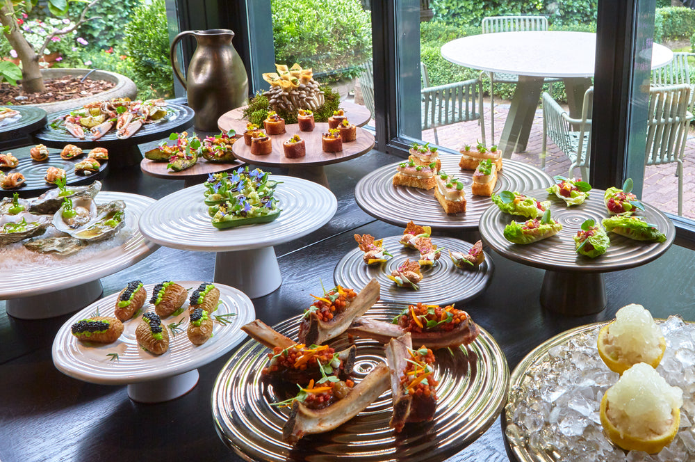 Dutchdeluxes - Handmade - Cake Stand - 25 cm Diameter - White