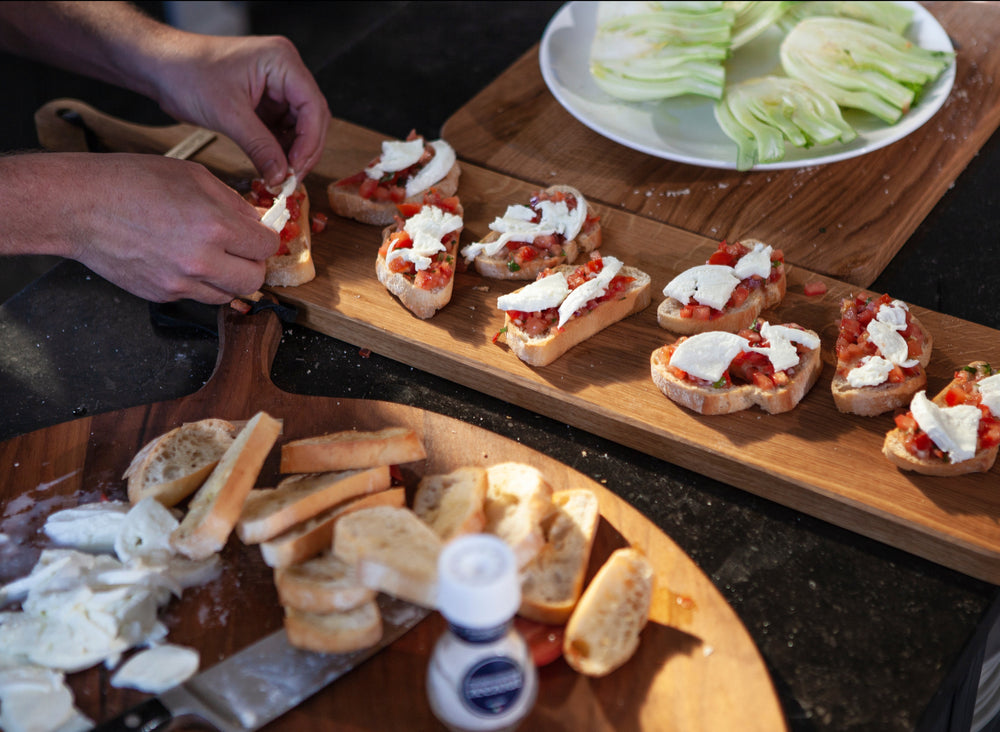 Dutchdeluxes - Walnoot - Handgemaakt - Serveerplank - Snijplank - XL - Rechthoek - Bruin