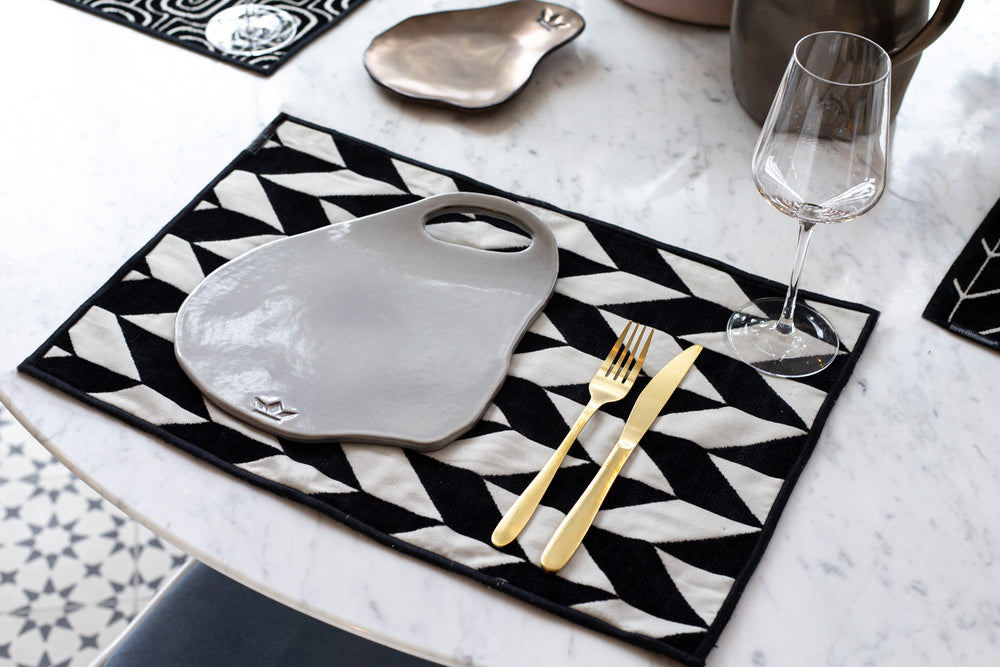 Organic Lola Board Plate, Ceramic - Warm Grey