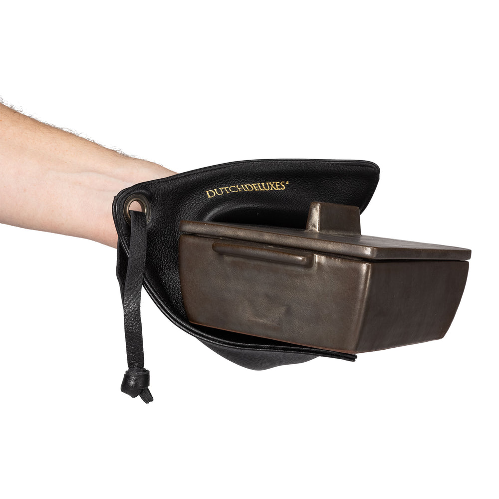 Dutchdeluxes - Handmade - Leather - Pot Holder - 1 piece - Heat resistant up to 240°C - Black