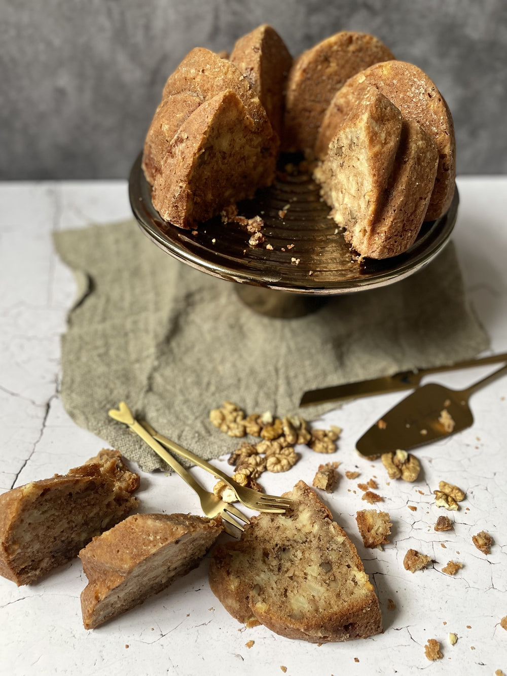 Dutchdeluxes - Ceramic - Cake stand - Platinum - Serving appetizers - Large - 32 cm diameter