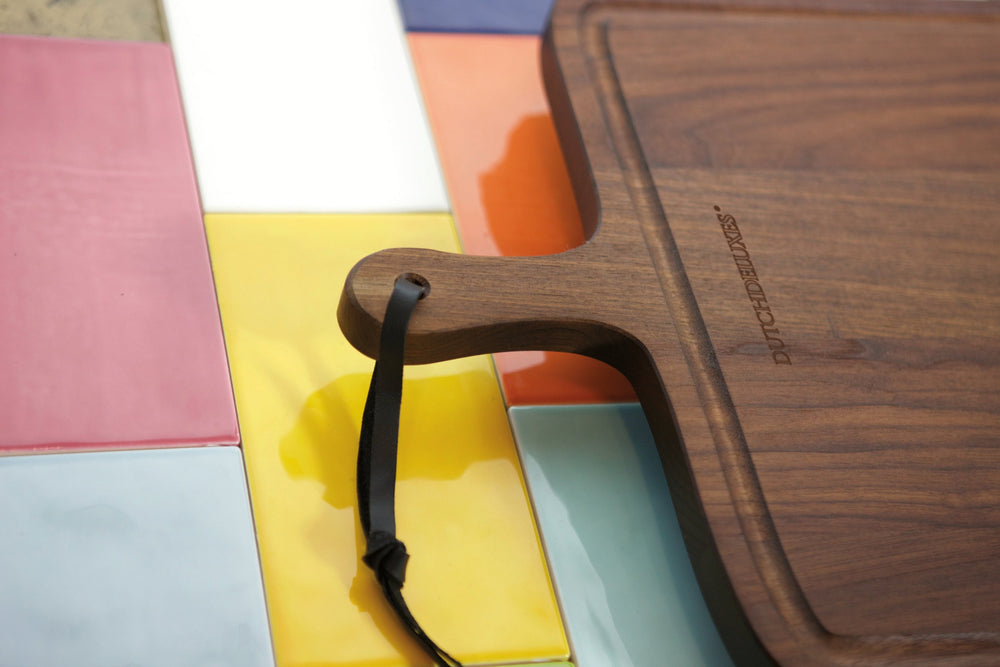 Dutchdeluxes - Handcrafted - XL - Barbecue - BBQ - Serving board - Cutting board - Walnut wood - Brown
