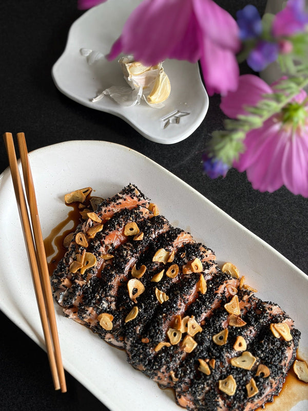 SALMON TATAKI