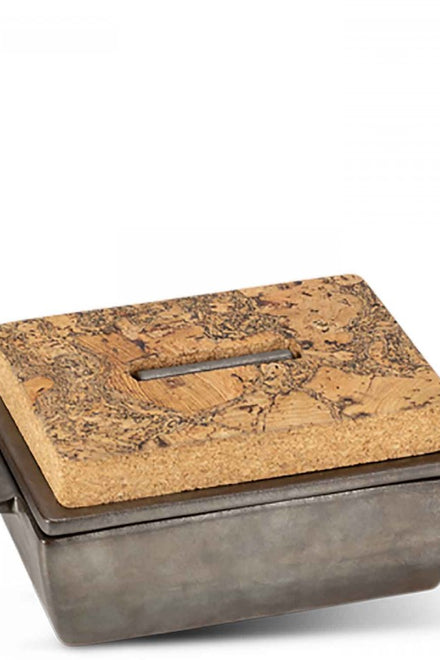 Dutchdeluxes - Sustainable - Ceramic - Handmade - Casserole with lid - Cork - 20x13.5x8.5 cm - Black