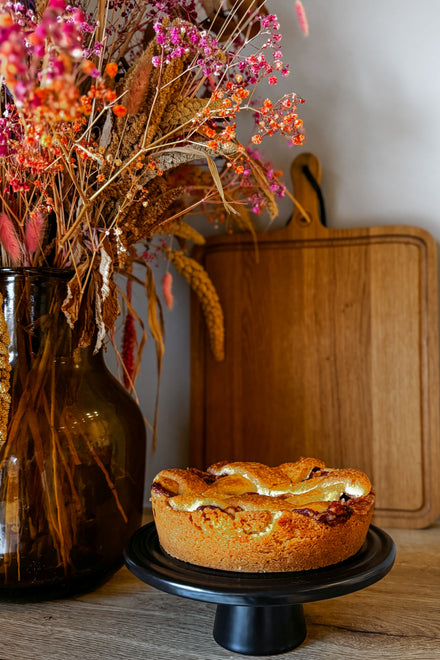 Dutchdeluxes - Baked Ceramic - Cake Stand - Medium - 25 cm Diameter - Black