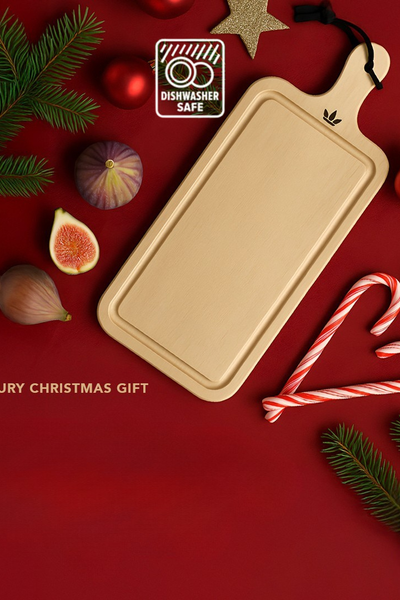 100% Dishwasher Safe Cutting boards in wood.