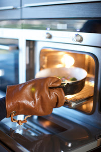 Dutchdeluxes - Ovenwant - (Volnerf) Leder - Classic Bruin - Geschikt voor Barbecue - Incl. Geschenkdoos