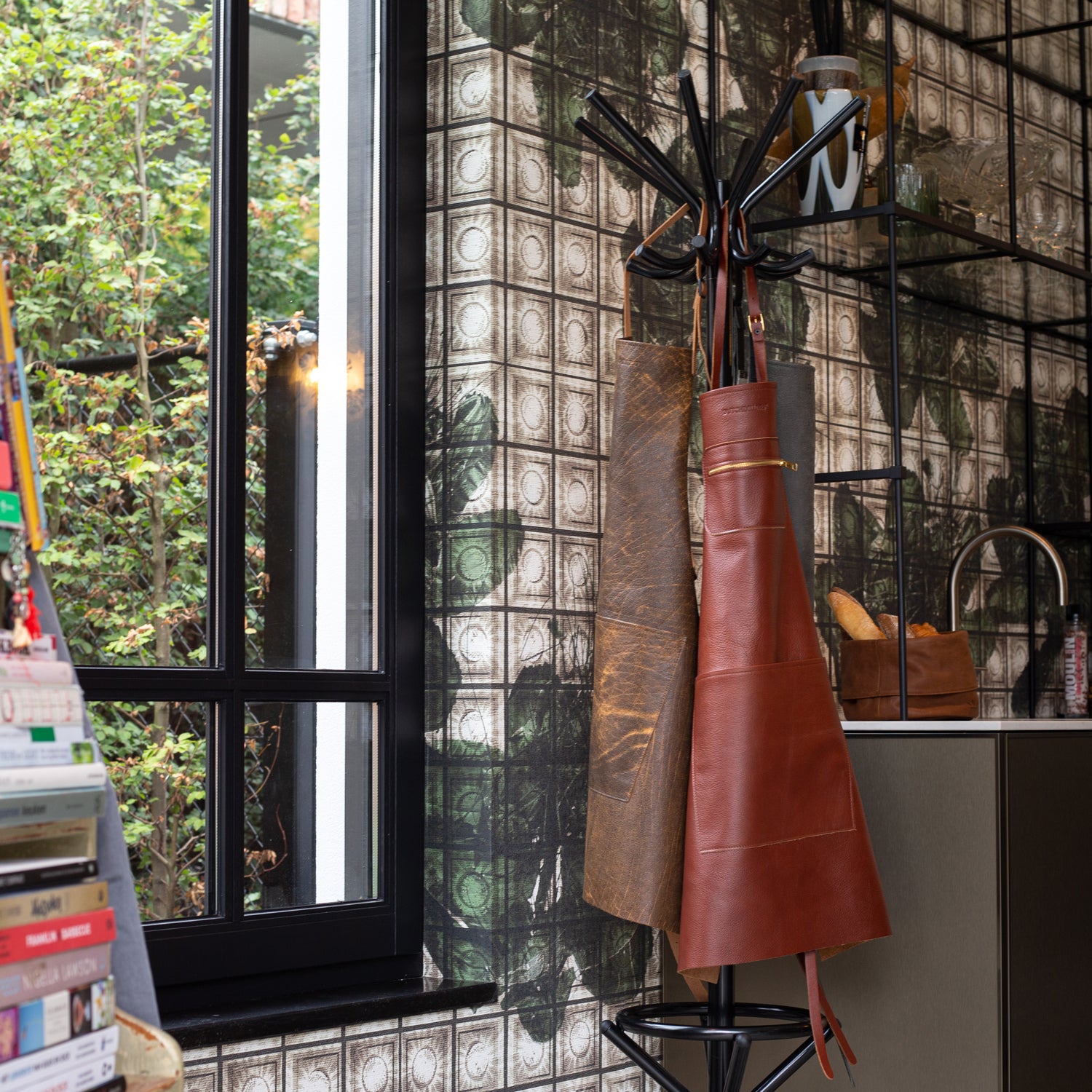 Dutchdeluxes - Luxury - Leather - Handmade - Apron - Kitchen - Barbecu